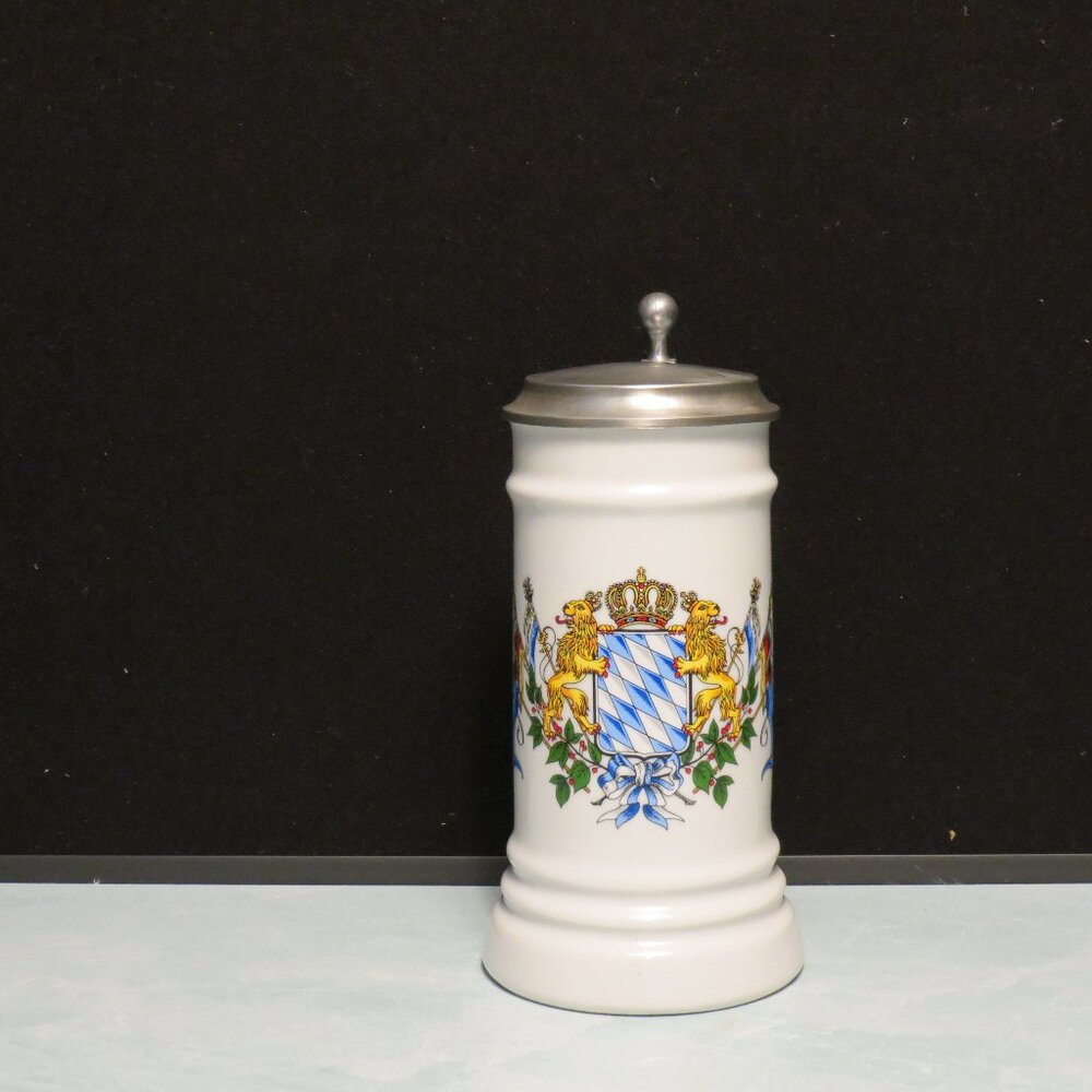 Vintage Bavarian Coat Of Arms German Rastal Beer Stein 1992